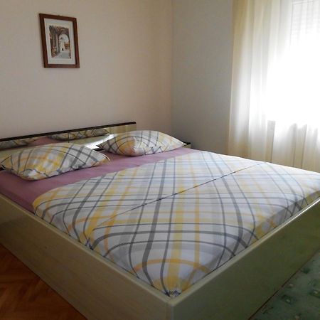 Apartments Bresan Trogir Luaran gambar