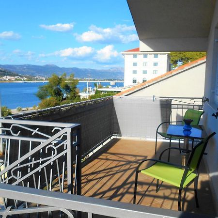 Apartments Bresan Trogir Luaran gambar