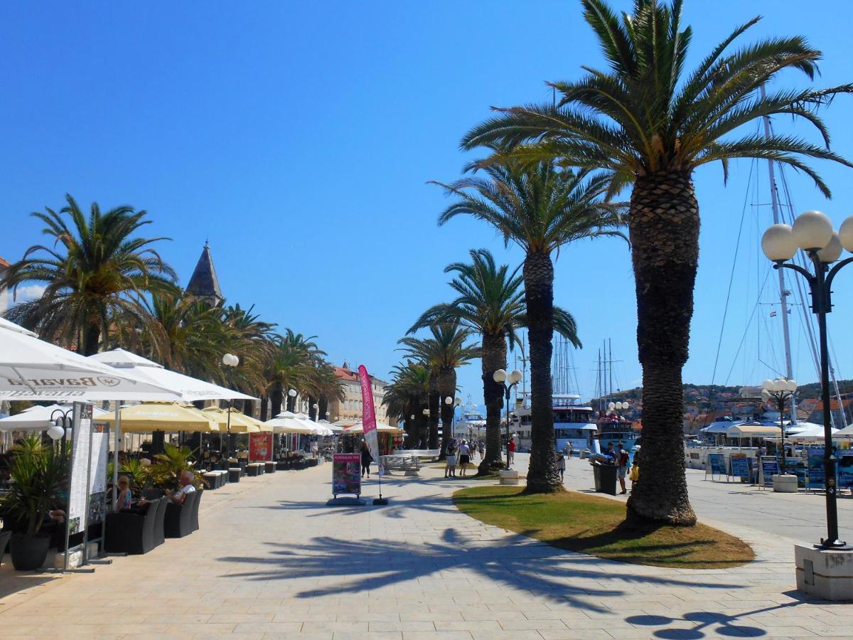 Apartments Bresan Trogir Luaran gambar