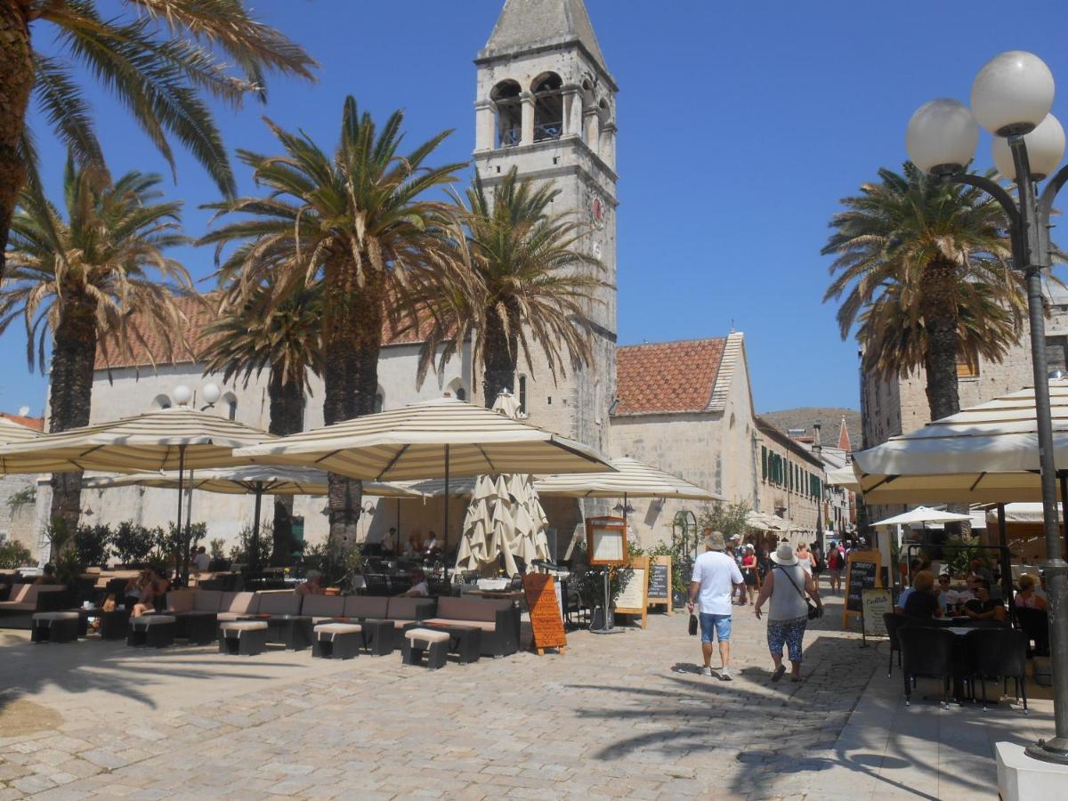Apartments Bresan Trogir Luaran gambar