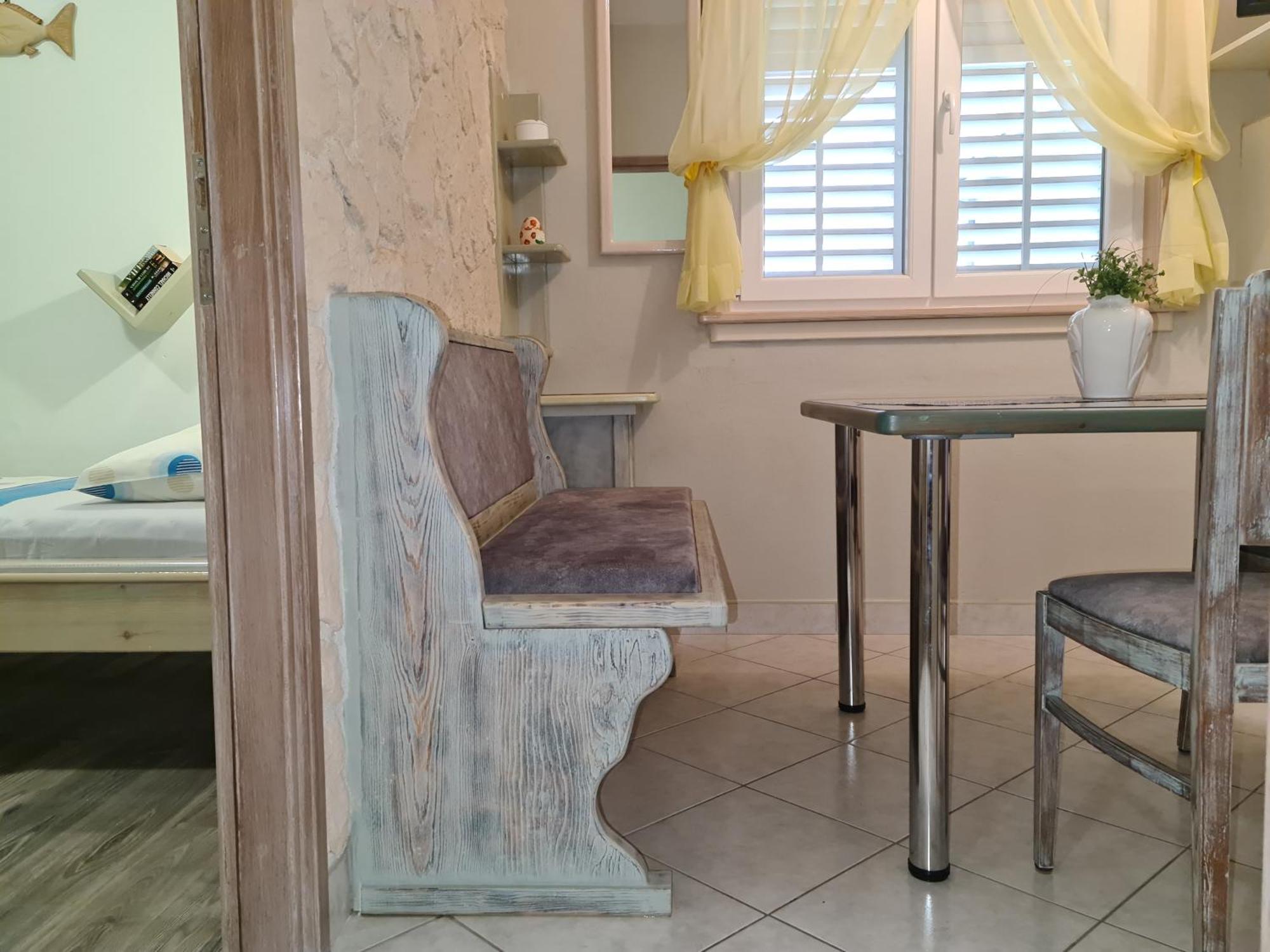 Apartments Bresan Trogir Bilik gambar