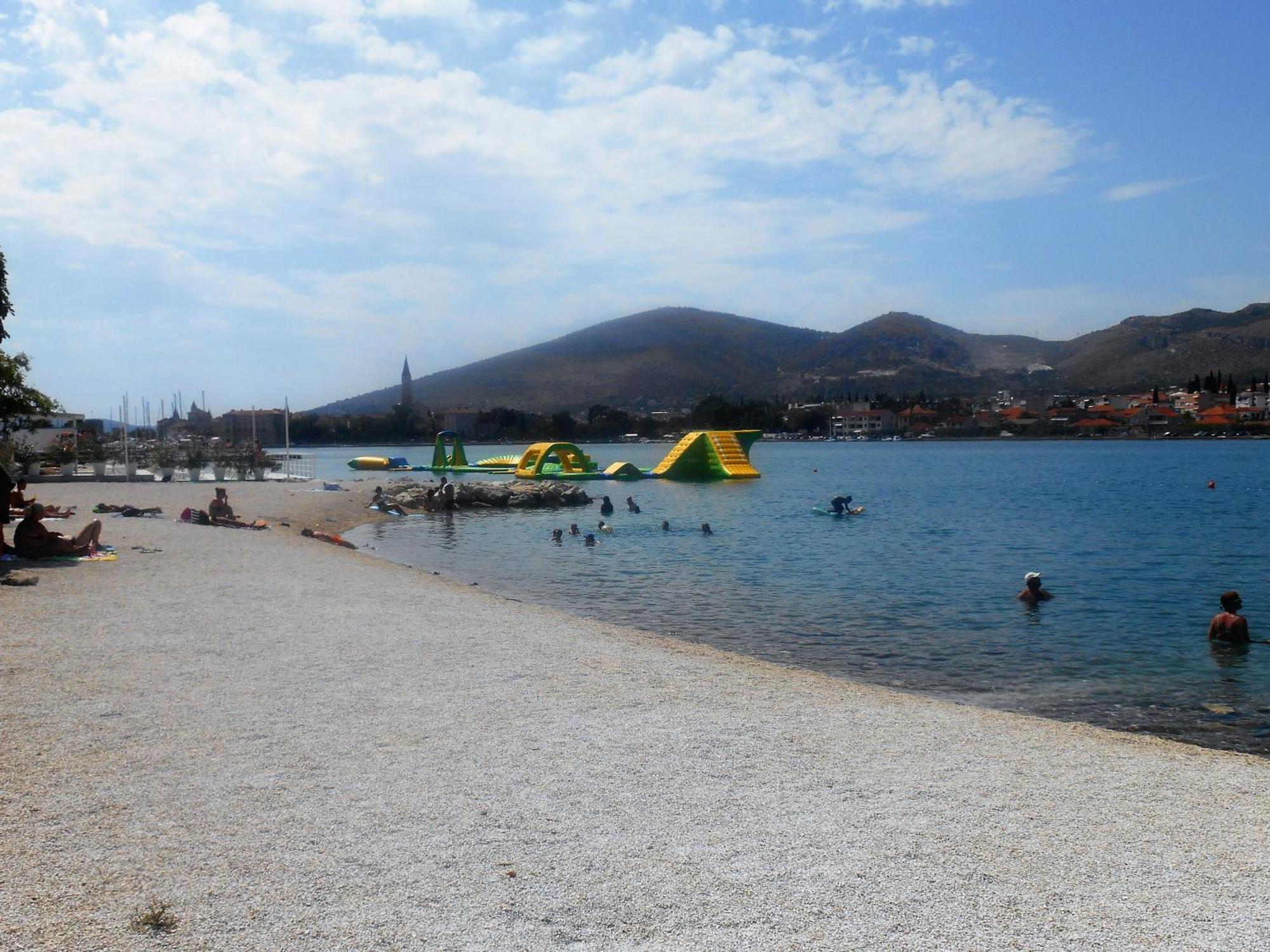 Apartments Bresan Trogir Bilik gambar