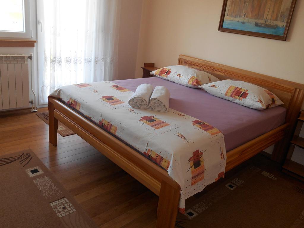 Apartments Bresan Trogir Bilik gambar