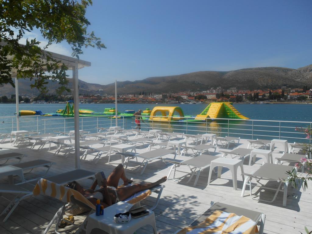 Apartments Bresan Trogir Luaran gambar