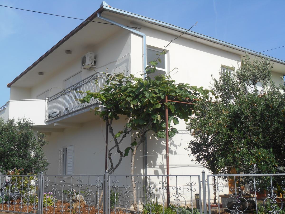 Apartments Bresan Trogir Luaran gambar