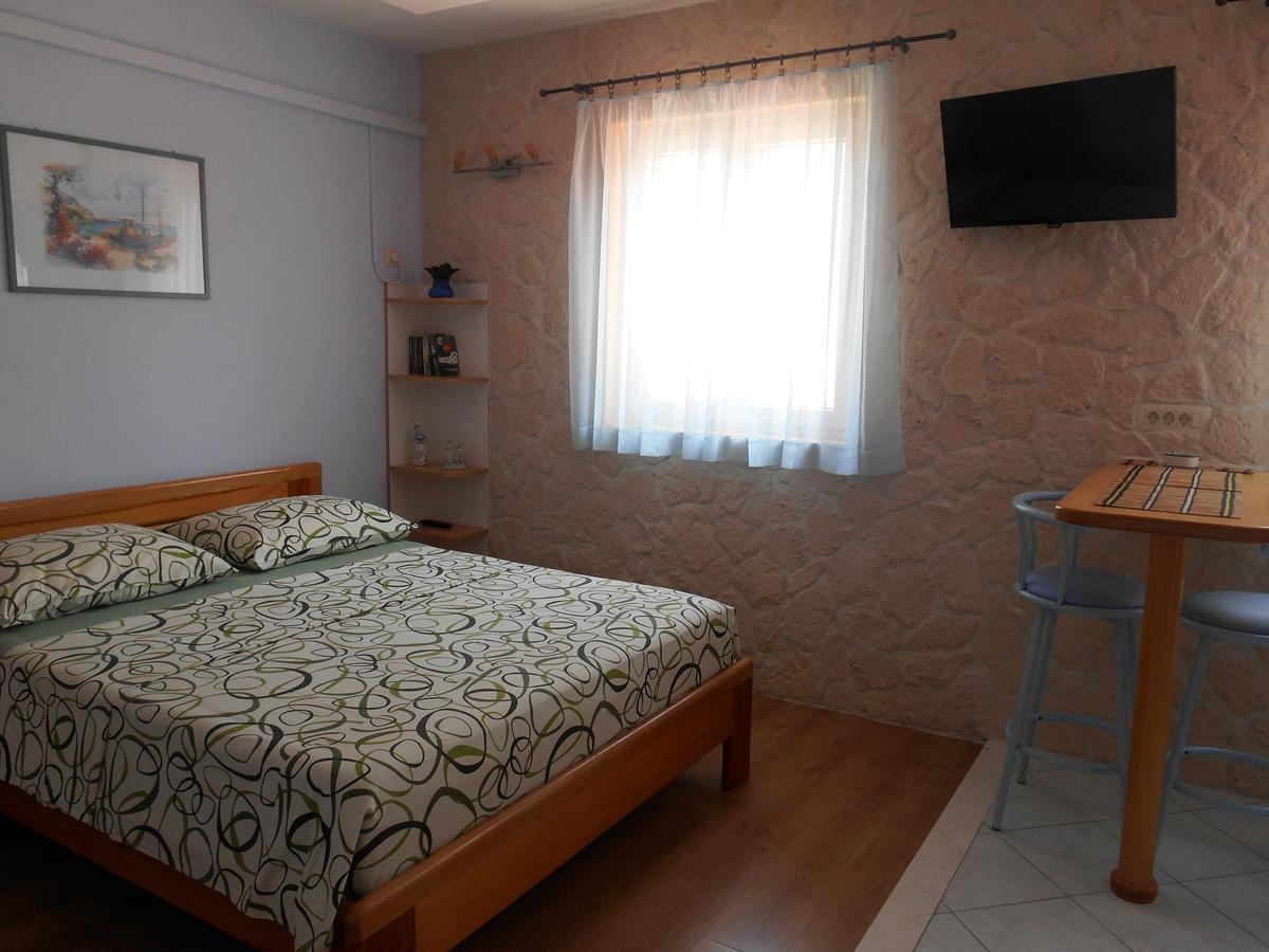 Apartments Bresan Trogir Luaran gambar